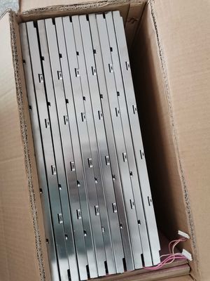 LQ170K1LW02 tagliente   17&quot;	LCM	1280×768RGB   ² di 300cd/m   ESPOSIZIONE LCD INDUSTRIALE