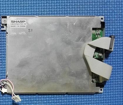 5,7&quot;	LCM	320×240RGB 	² di 180cd/m   LM057QC1T01R	Esposizione tagliente di TFT LCD